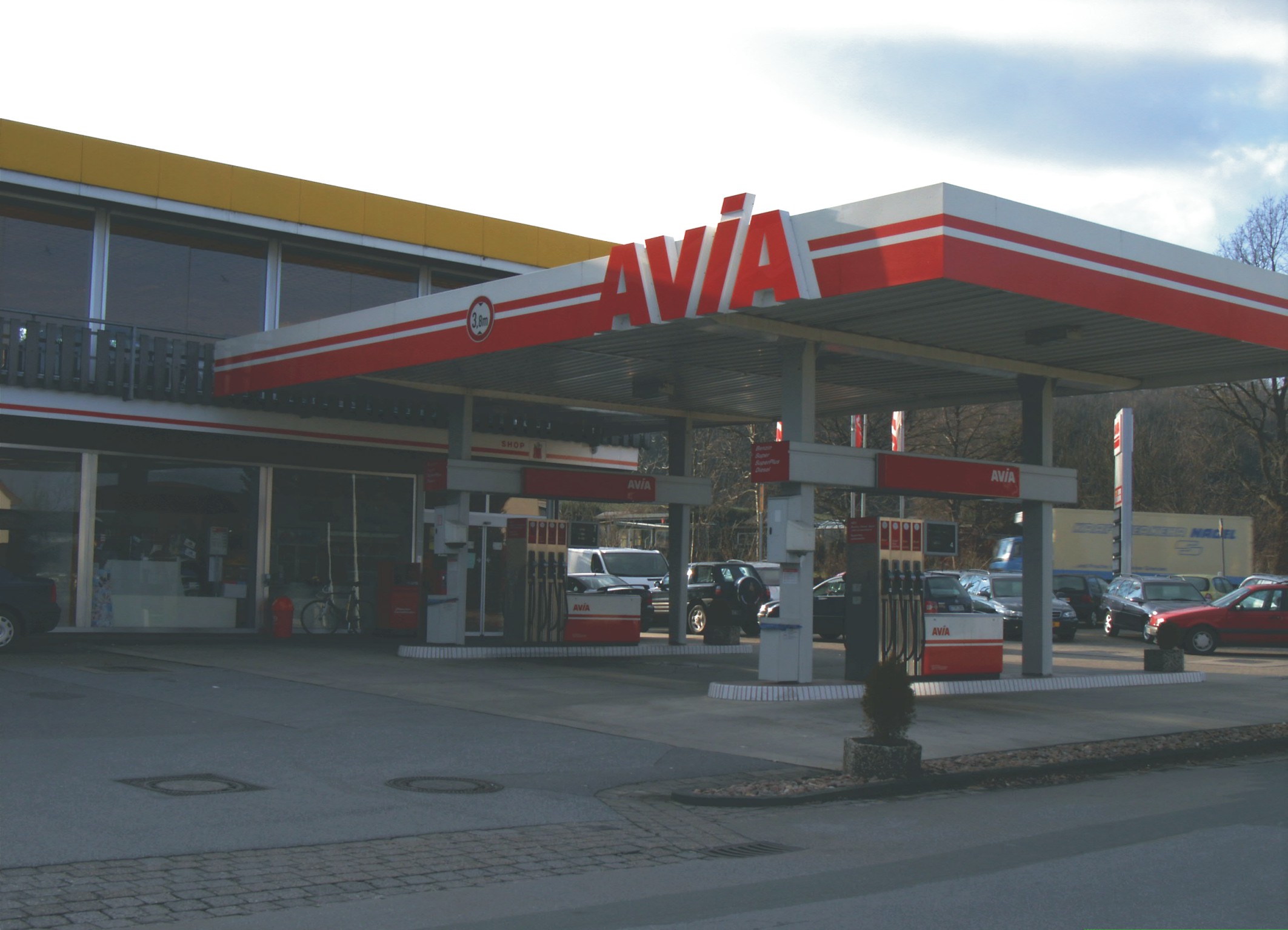<b>AVIA</b> Tankstelle