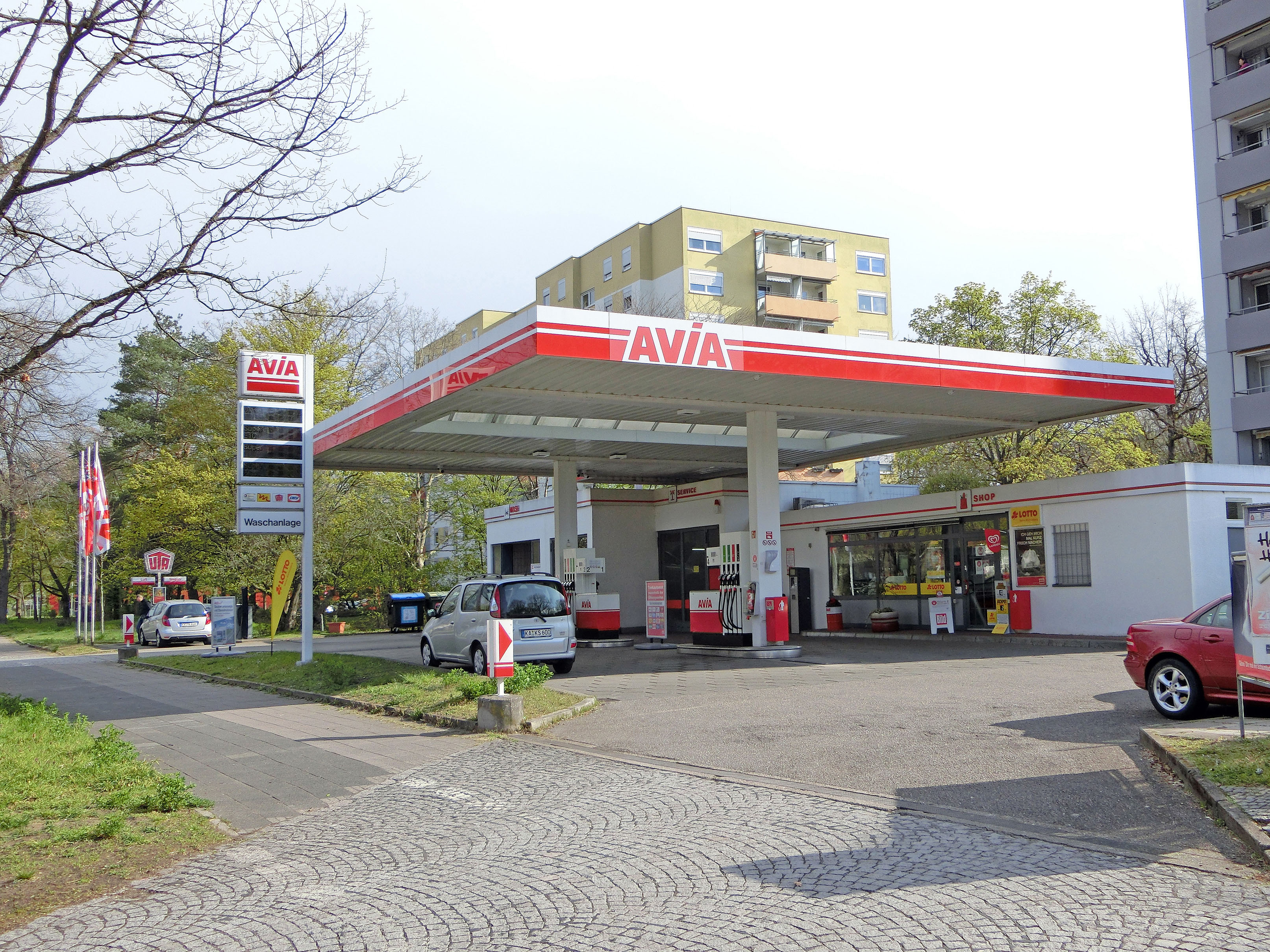 <b>AVIA</b> Tankstelle