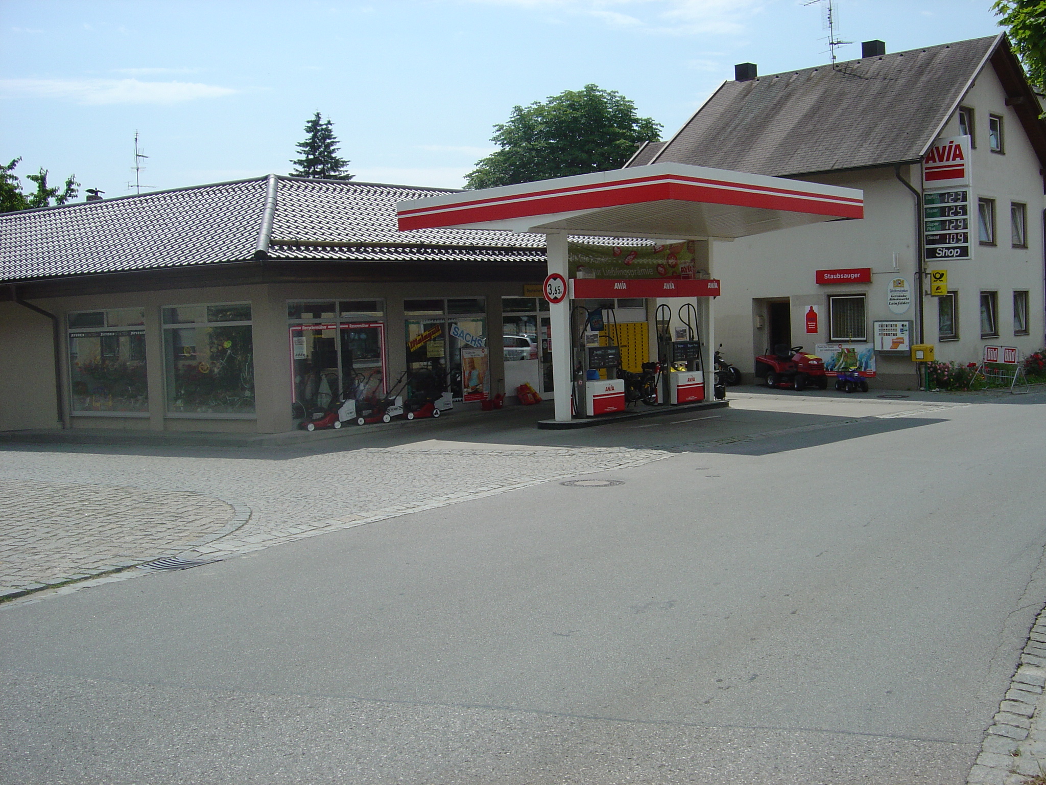 <b>AVIA</b> Tankstelle