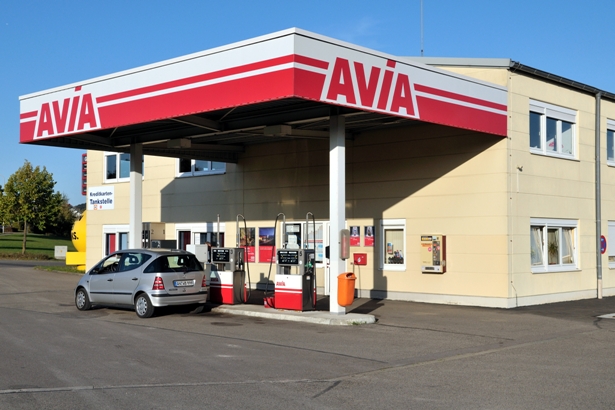 <b>AVIA</b> Tankstelle