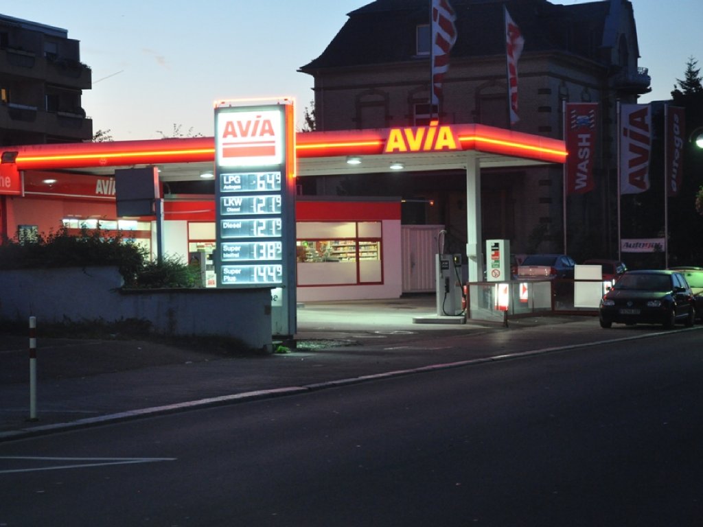 <b>AVIA</b> Tankstelle