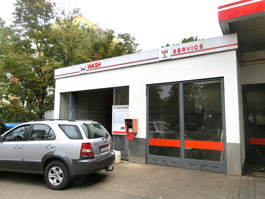 <b>AVIA</b> Tankstelle