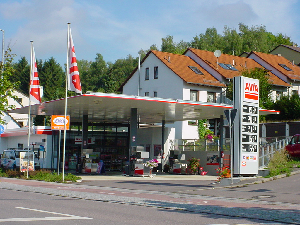 <b>AVIA</b> Tankstelle
