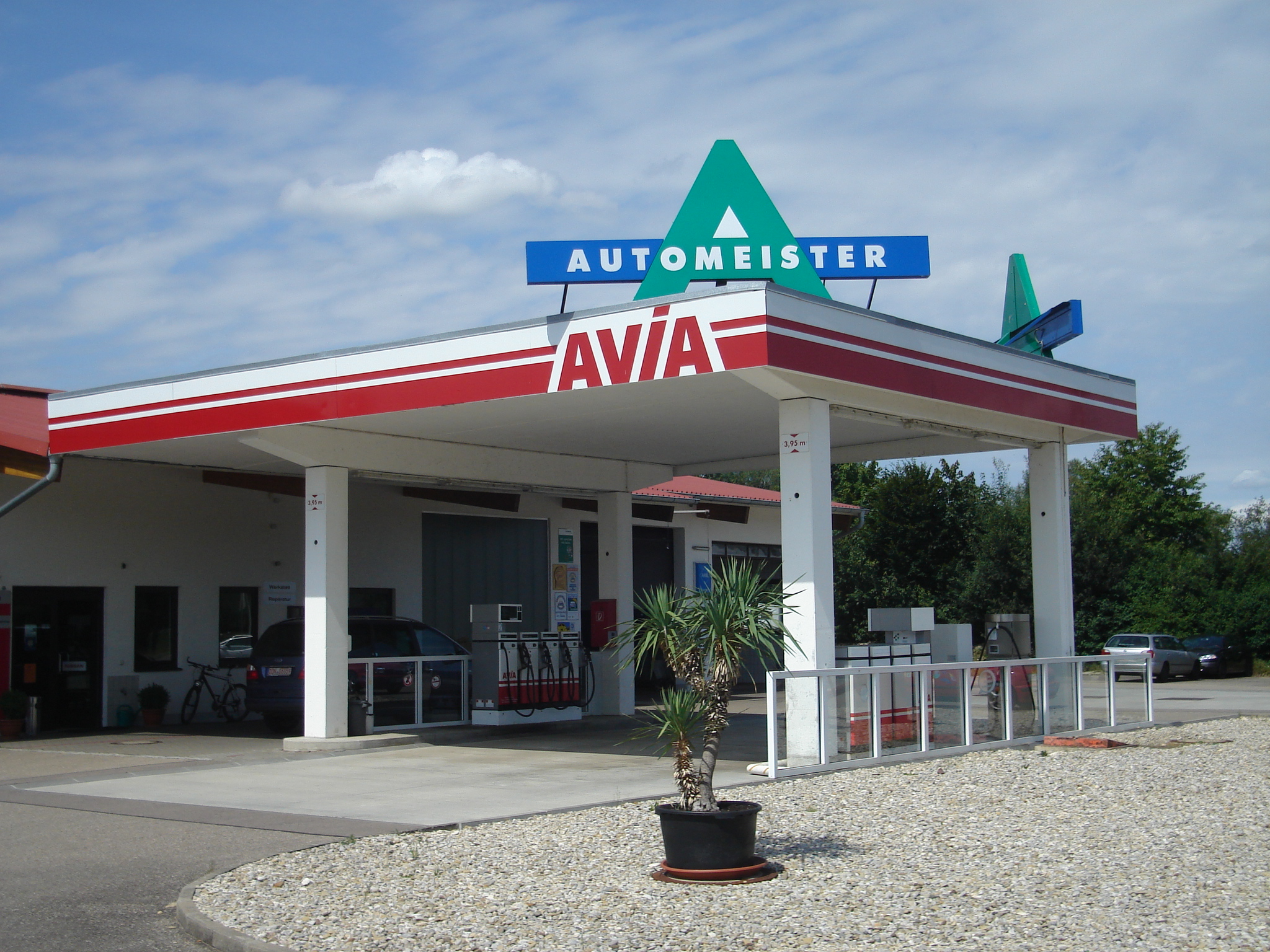 <b>AVIA</b> Tankstelle