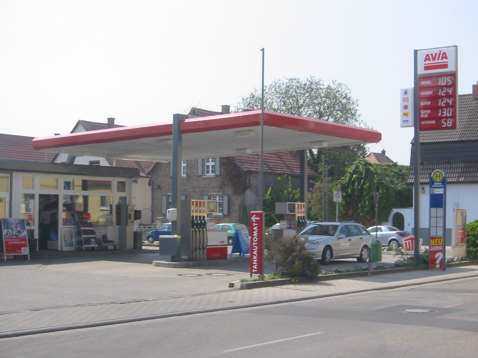 <b>AVIA</b> Tankstelle