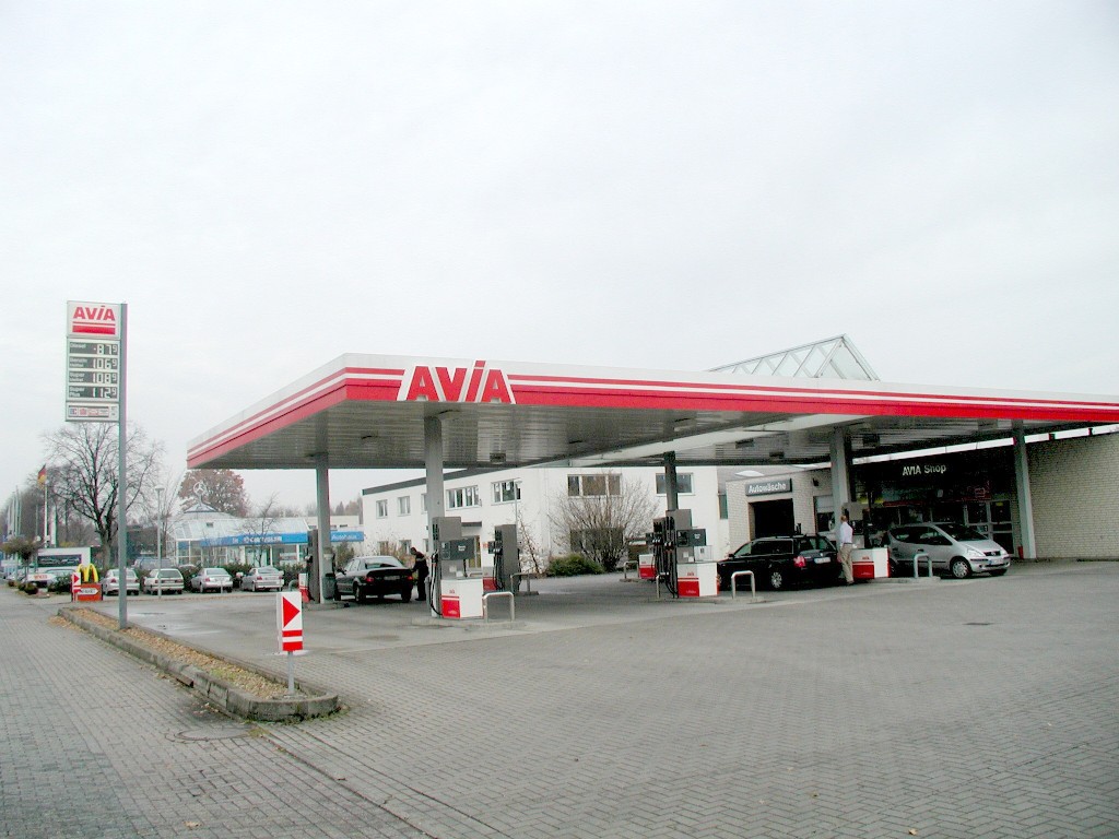 <b>AVIA</b> Tankstelle