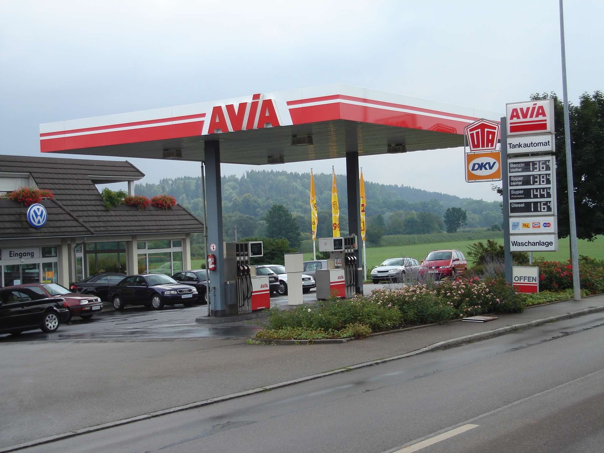 <b>AVIA</b> Xpress Automatentankstelle